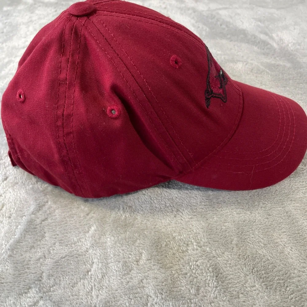Arkansas Razorbacks Hat Cap Youth Red NCAA Football College‎